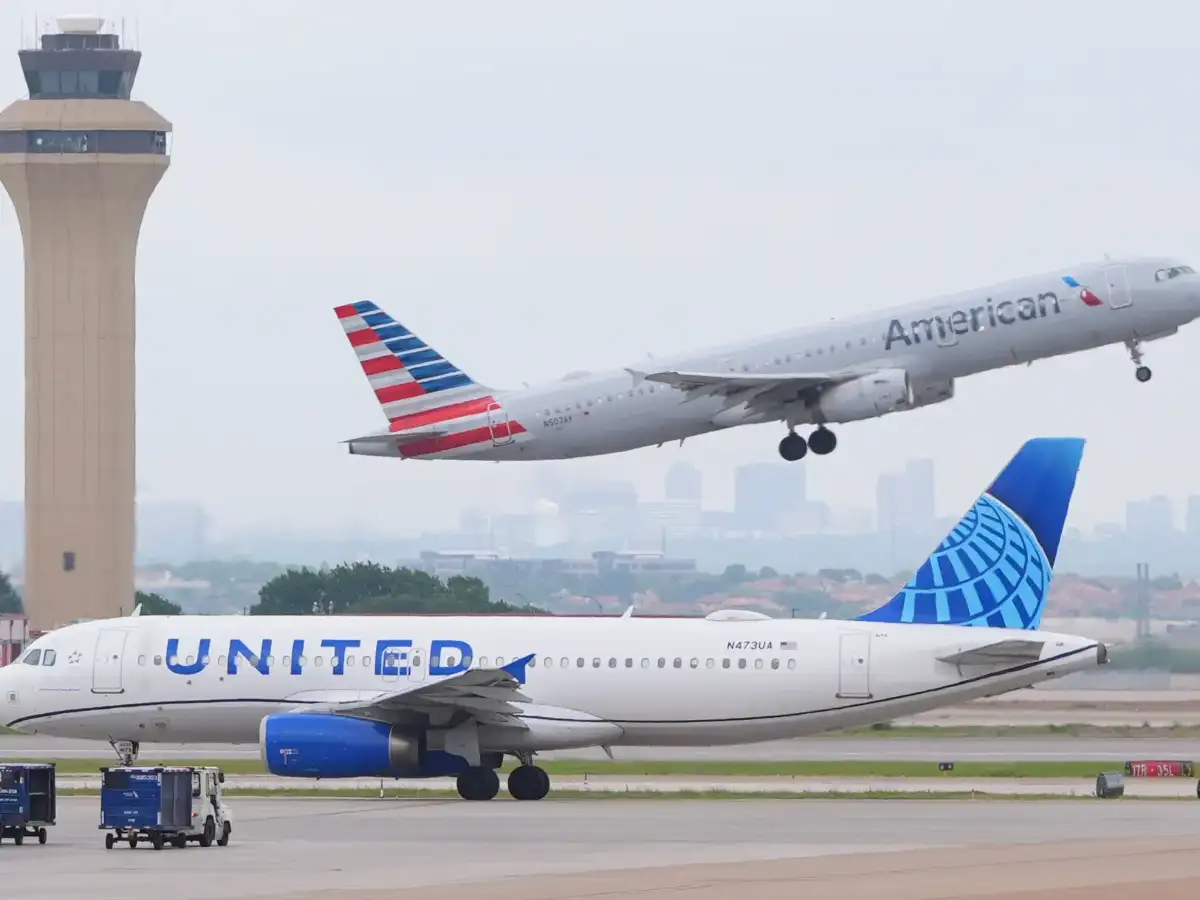 United says American Airlines rebuffed potential merger idea