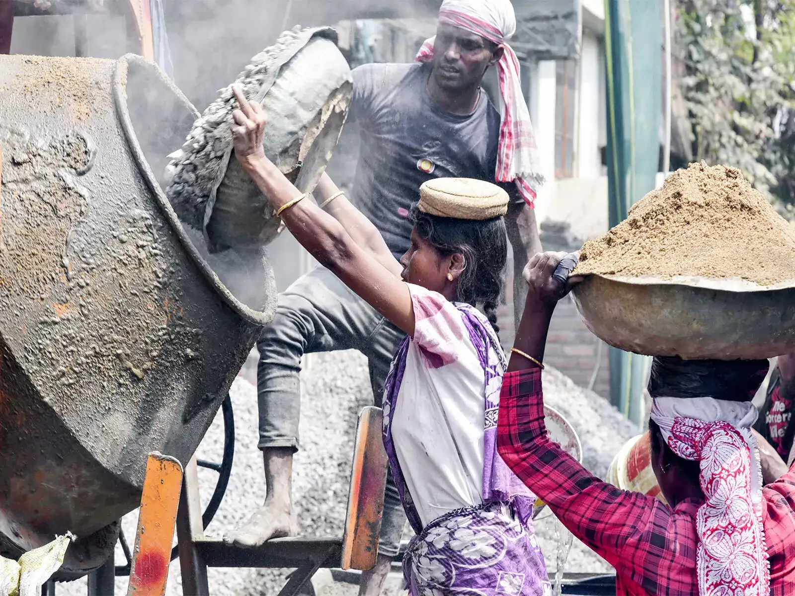 India's Industrial Output Slows to 4.1% Amid Global Uncertainty