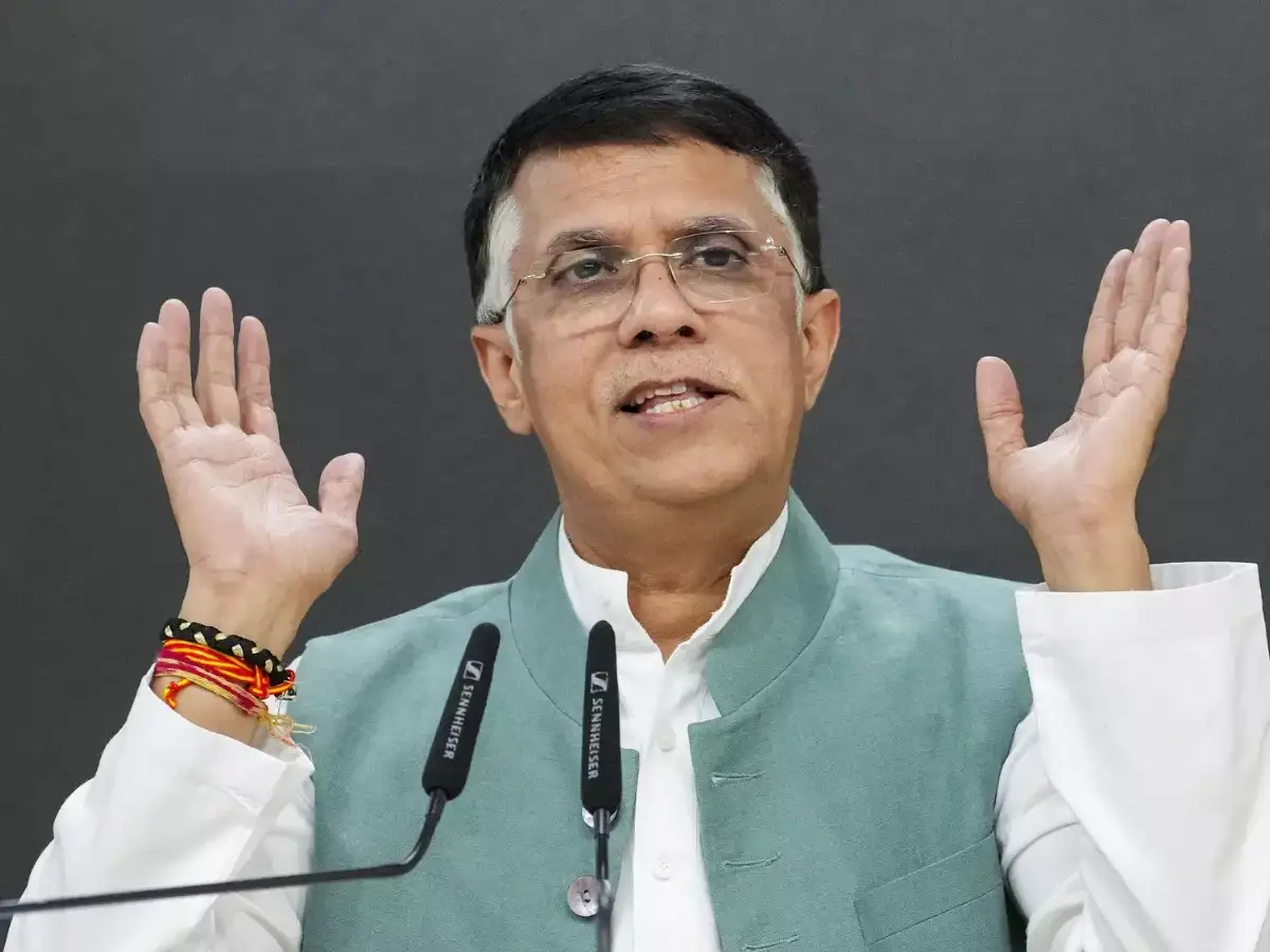 SC grants anticipatory bail to Congress leader Pawan Khera in defamation, forgery case
