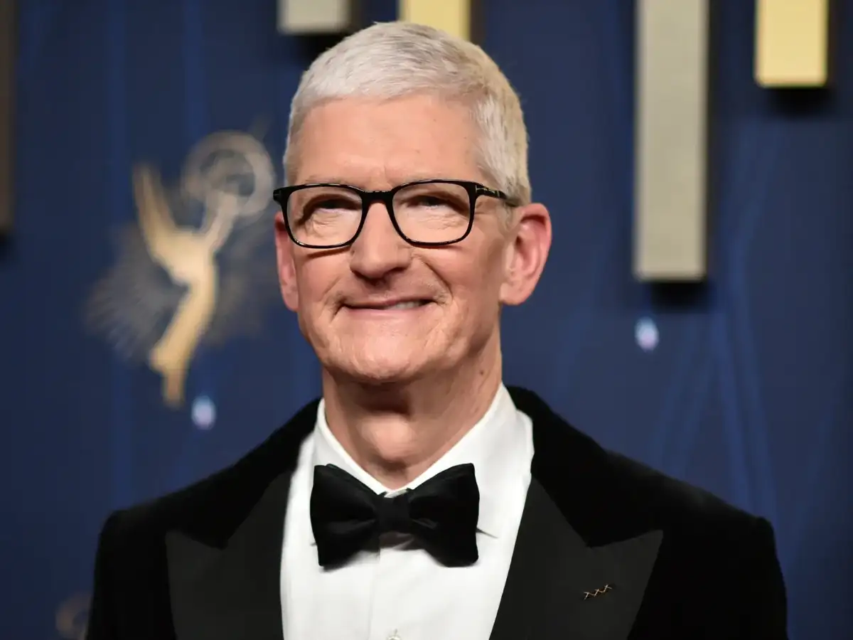 Apple posts strong growth in India despite global smartphone slowdown: CEO Tim Cook