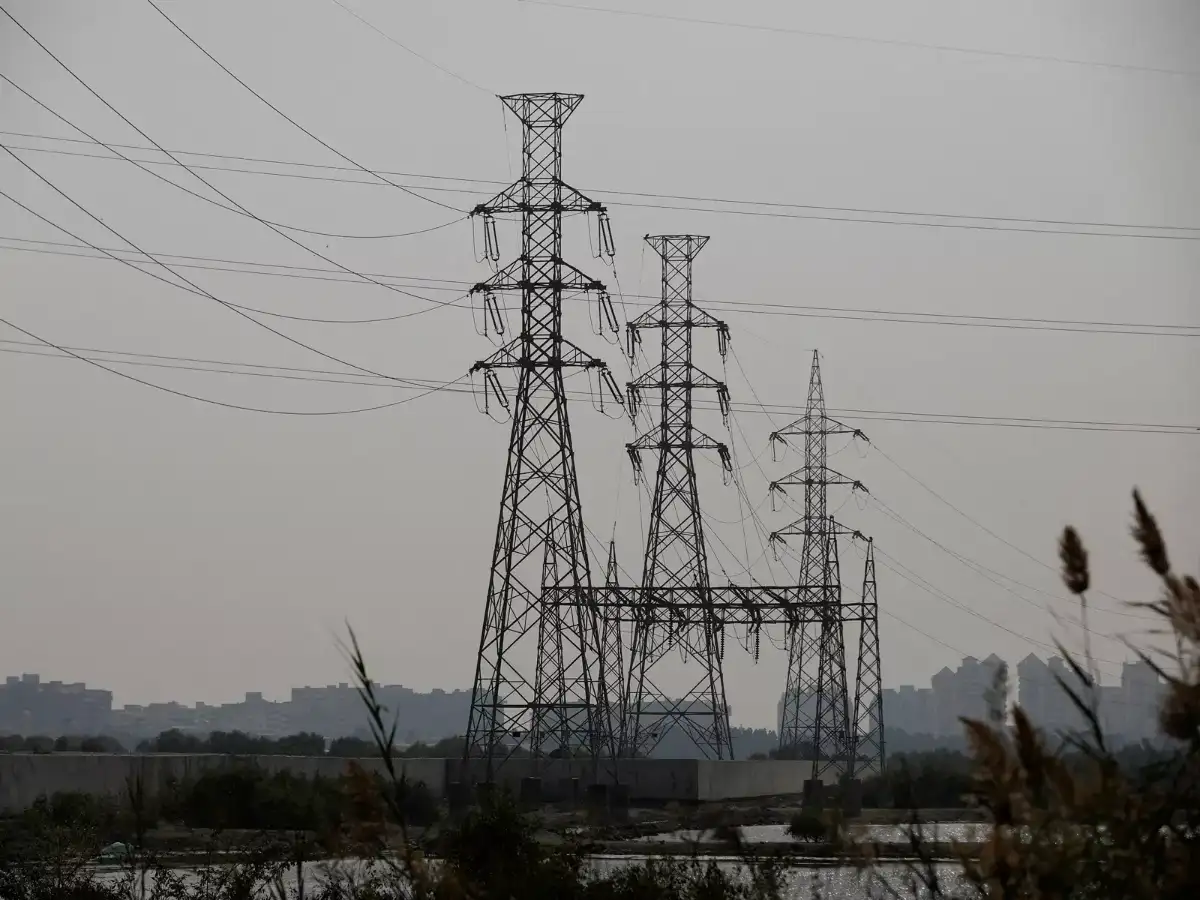 Power prices hit regulatory ceiling as heatwave drives demand