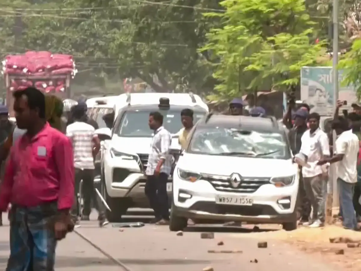 West Bengal elections: Ruckus outside counting centre in Mamata's constituency, TMC claims entry of car with BJP flag