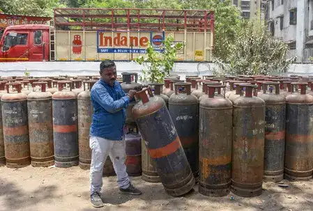 India ramps up raids to curb hoarding as LPG supply steadies amid West Asia tensions