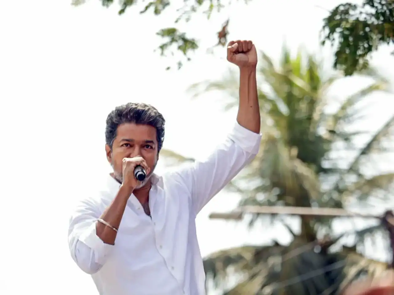 TVK Vijay trailing in both Perambur and Tiruchirappalli East in early trends
