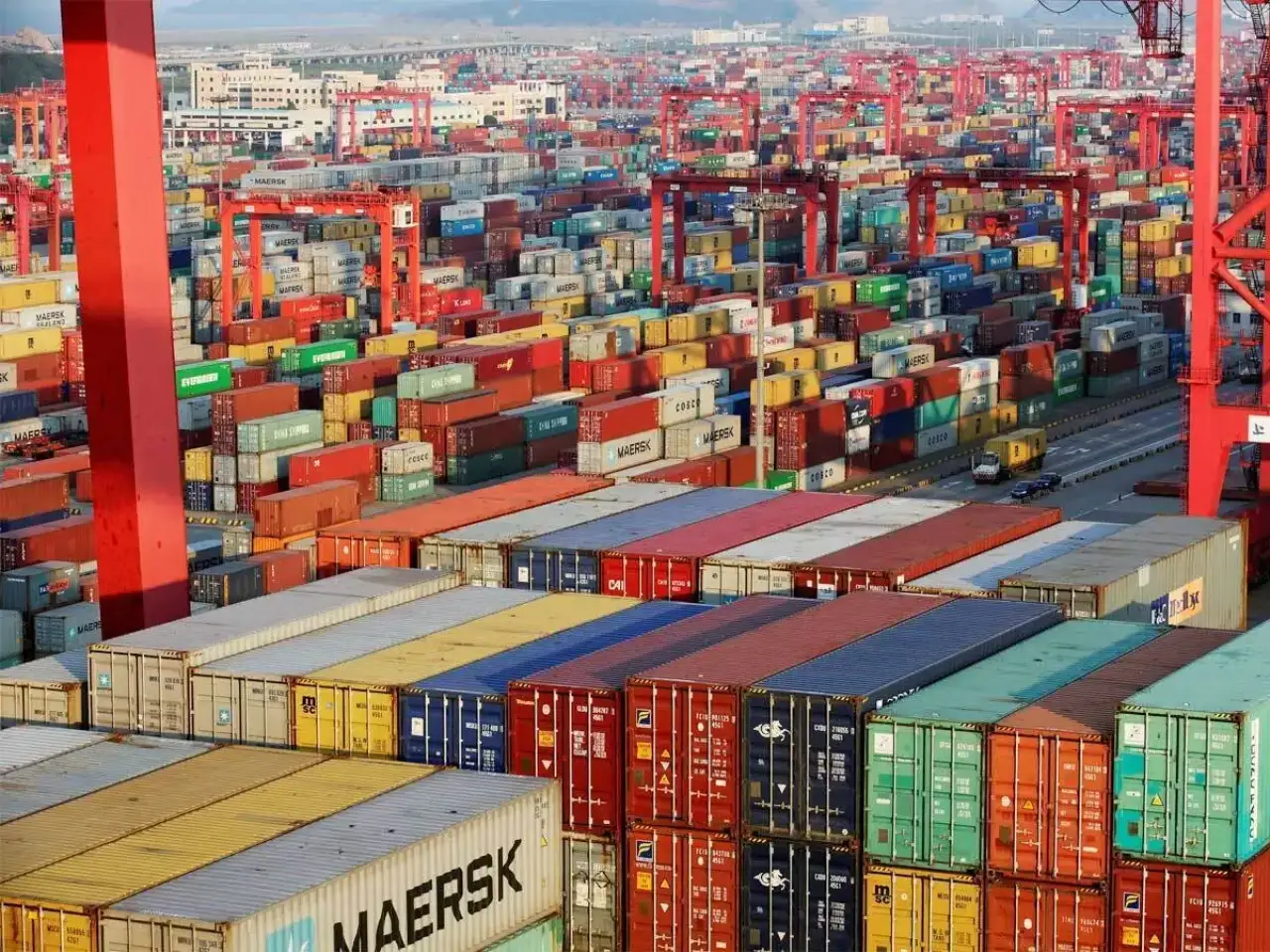 India seeks early resolution of issues related to implementation of EFTA trade pact