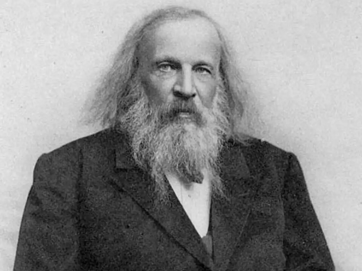 In 1869, Dmitri Mendeleev fell asleep while organizing chemical elements: and woke up with the periodic table