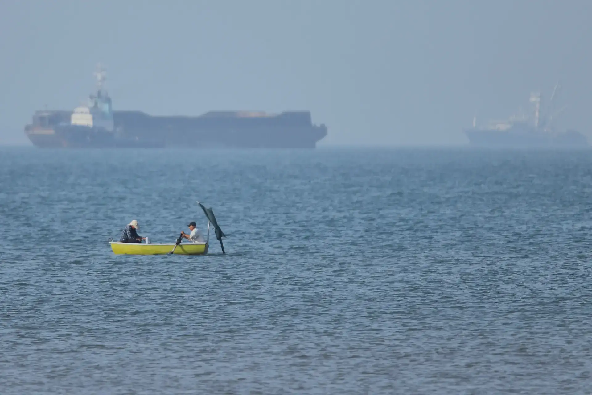 Calm holds around Strait of Hormuz as Iran sits on US peace proposal