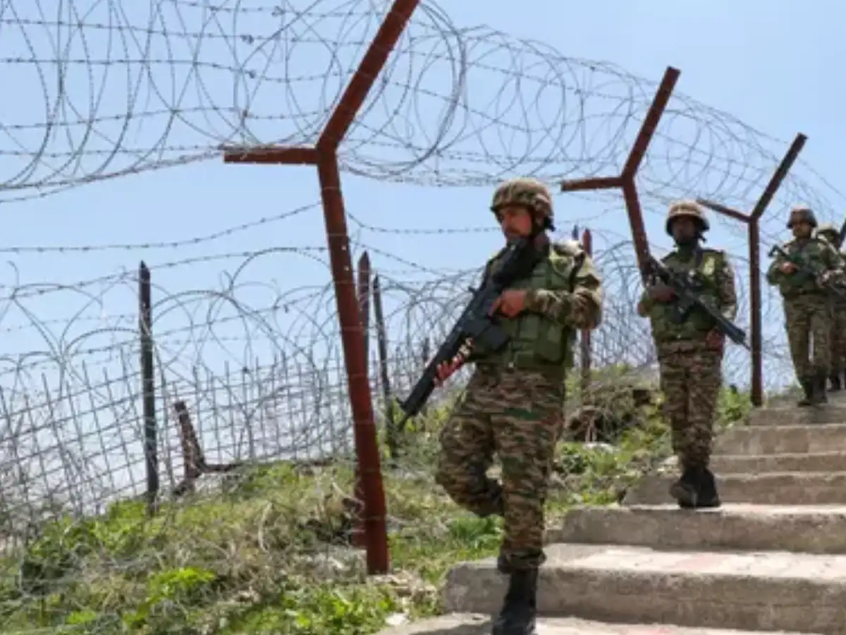 Army foils infiltration bid along LoC in J&K, kills one intruder in Poonch