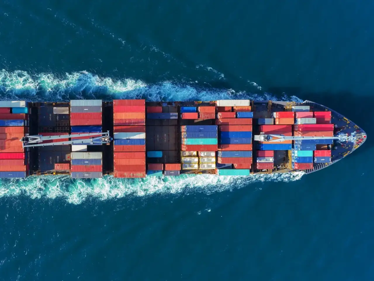 India's April exports jump 13.8%, trade gap widens to 3-month high