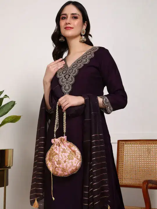 Image for ModaRapido-FloralThreadWorkKurtaWithTrouserAndWithDupatta