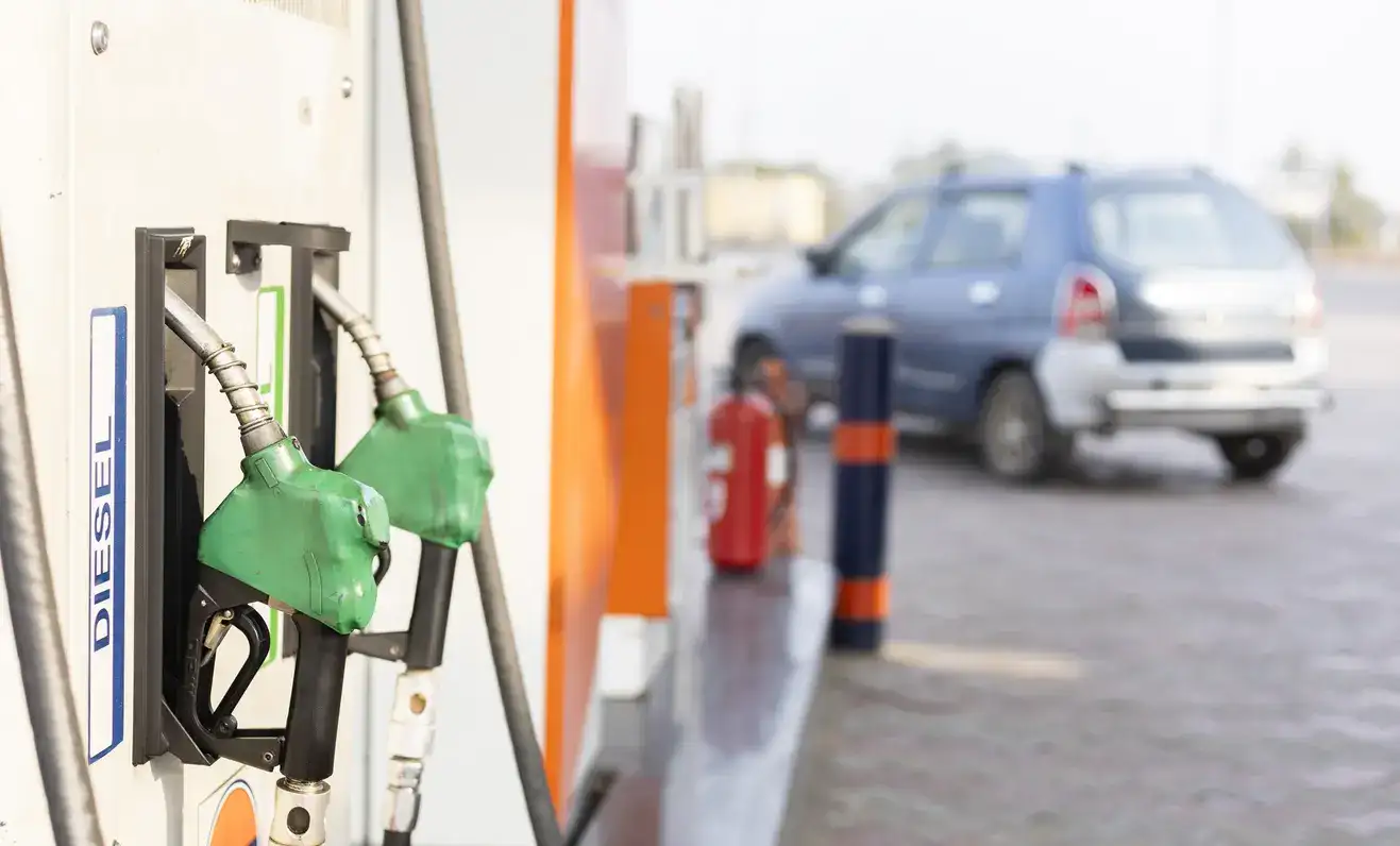 Petrol, Diesel prices increased by 90 paise per litre after 3-rupee hike. Check fuel rates in Delhi, Mumbai, Kolkata and other cities