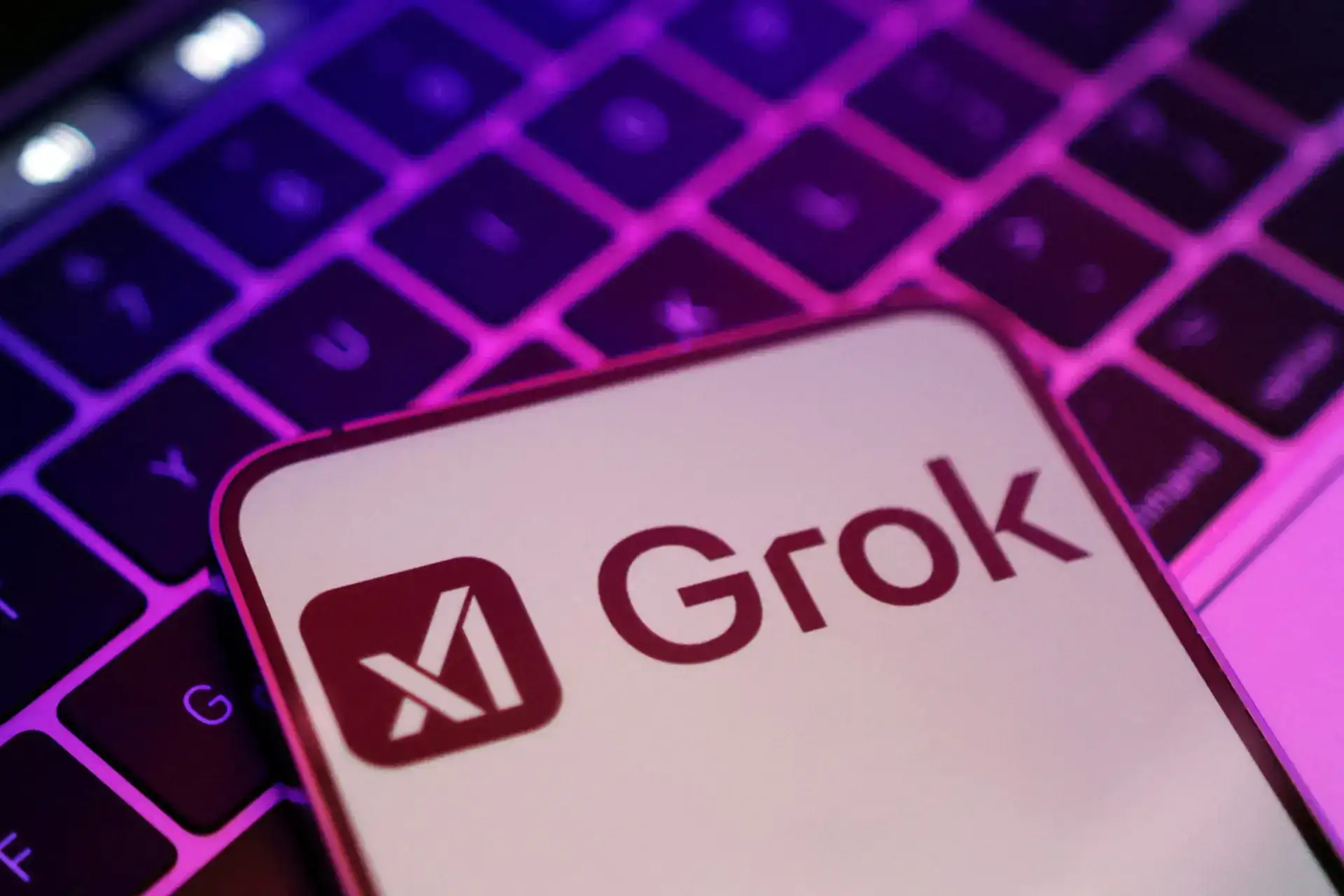 Grok down, and when will AI chatbot be back up? Grok outage DownDetector data, Grok app and website not working error message, affected regions, users and services
