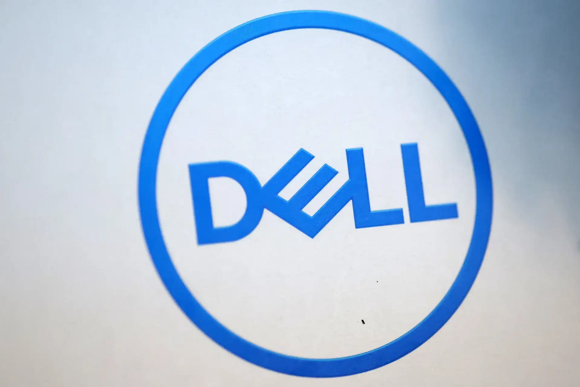 Why is Dell stock rallying today after Wall Street raises stock price targets up to $290 ahead of Dell Technologies earnings