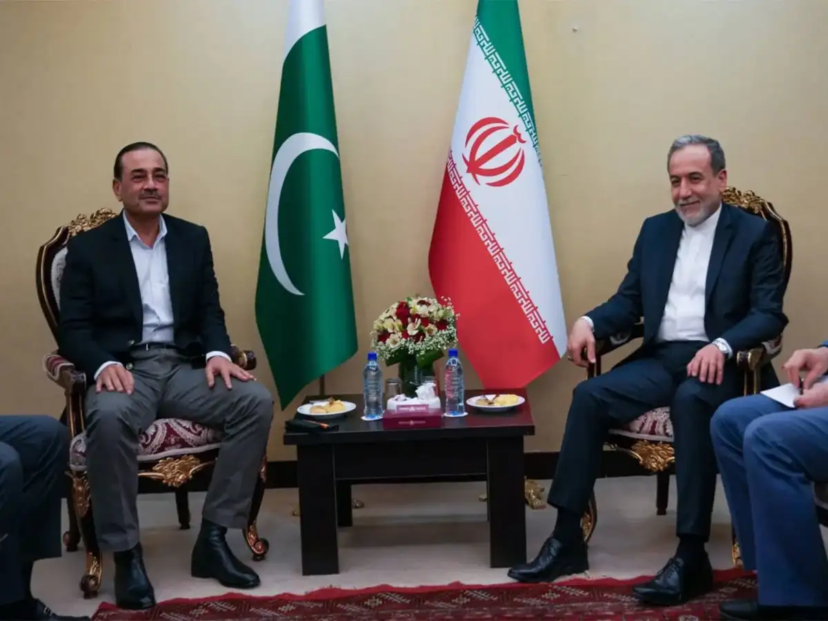 Pakistan Army Chief, Iran Foreign Minister Araghchi discuss West Asia conflict: Iranian media