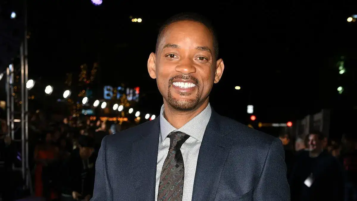 Quote of the Day by Will Smith: “Don't chase people. Be yourself, do your own thing and work hard. The right people - the ones who really belong in your life - will come to your. And stay.”