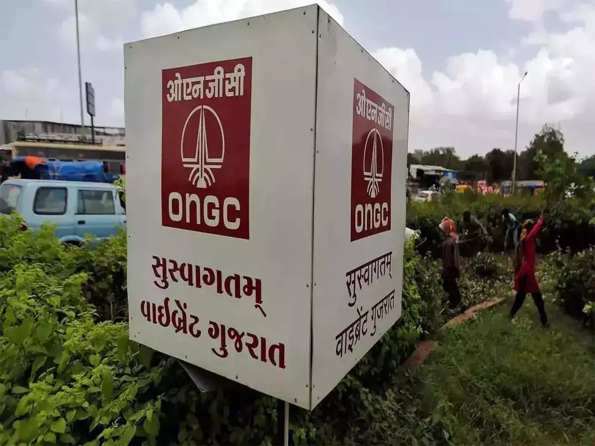 ONGC shares fall 4% despite 46% YoY jump in Q4 profit; revenue rises 4%