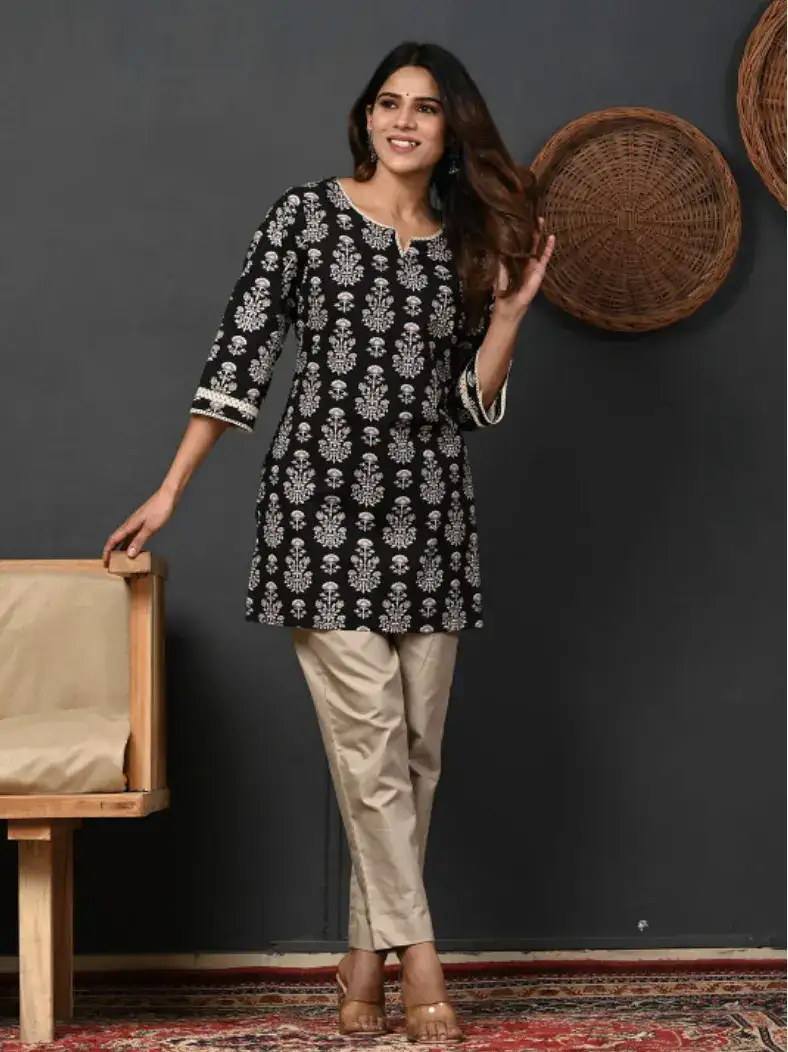Image for RimelineWomenEthnicMotifsPrintedGottaPattiPureCottonKurti