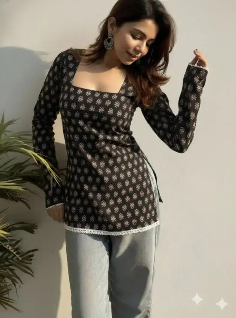 Image for ClassyCreationEthnicMotifsPrintedSquareNeckKurti