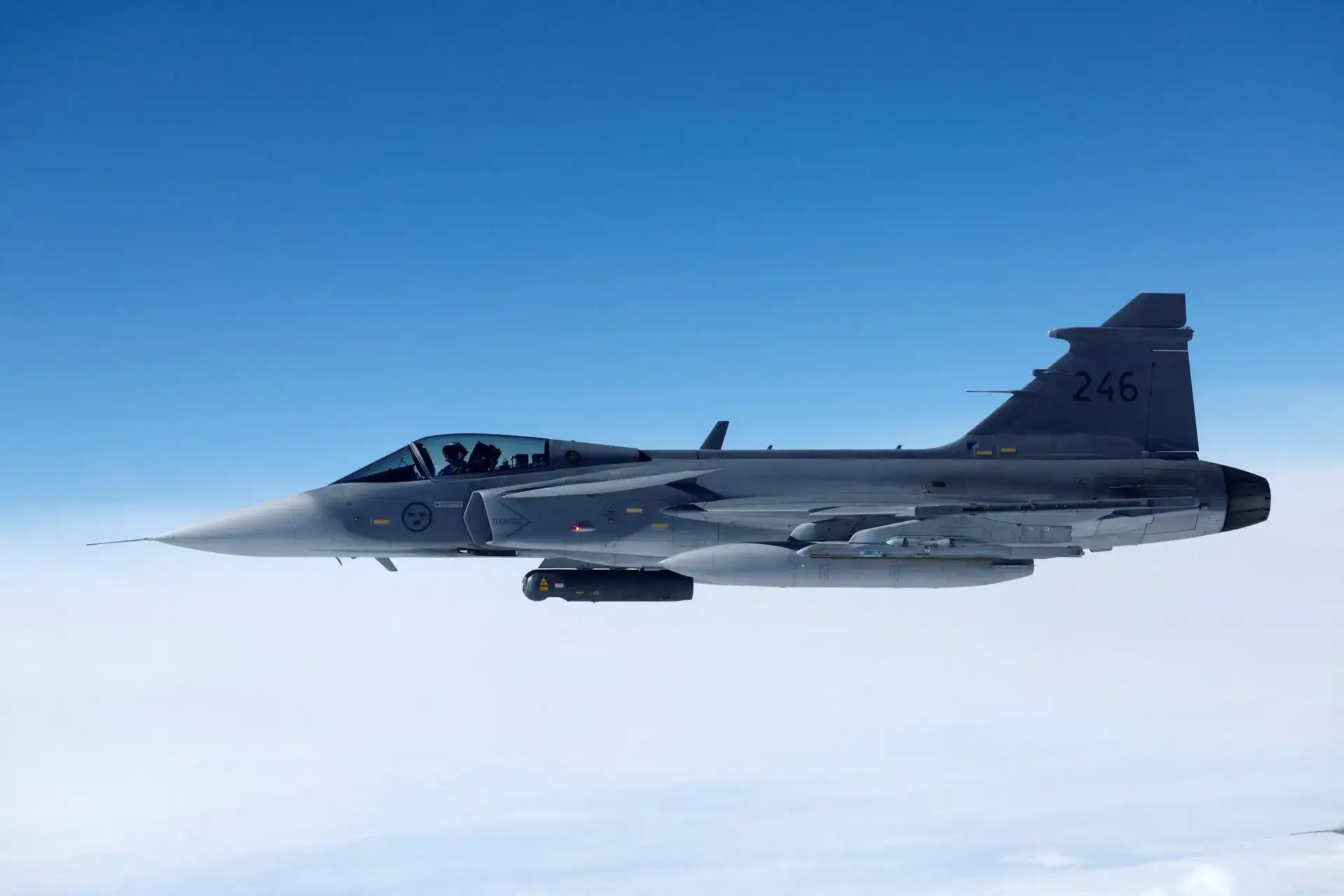 Ukraine to acquire Swedish fighter jets in $2.90 billion defence deal