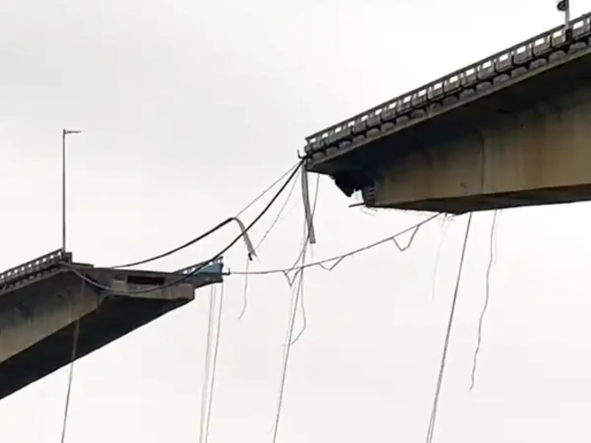 Several feared dead as part of under-construction bridge collapses in Uttar Pradesh