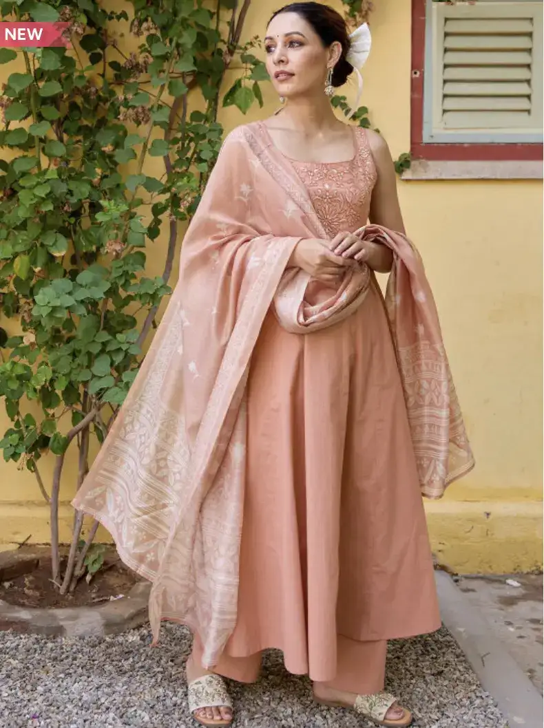 Image for AnaynaWomenEmbroideredPanelledThreadWorkPureCottonKurtawithTrousers%26WithDupatta