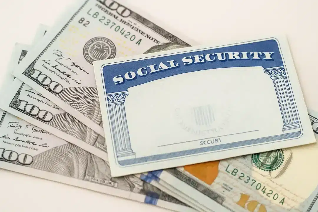 $994 SSI check update: Will millions get paid on June 1 or face a surprise delay? June 2026 Social Security Schedule Explained