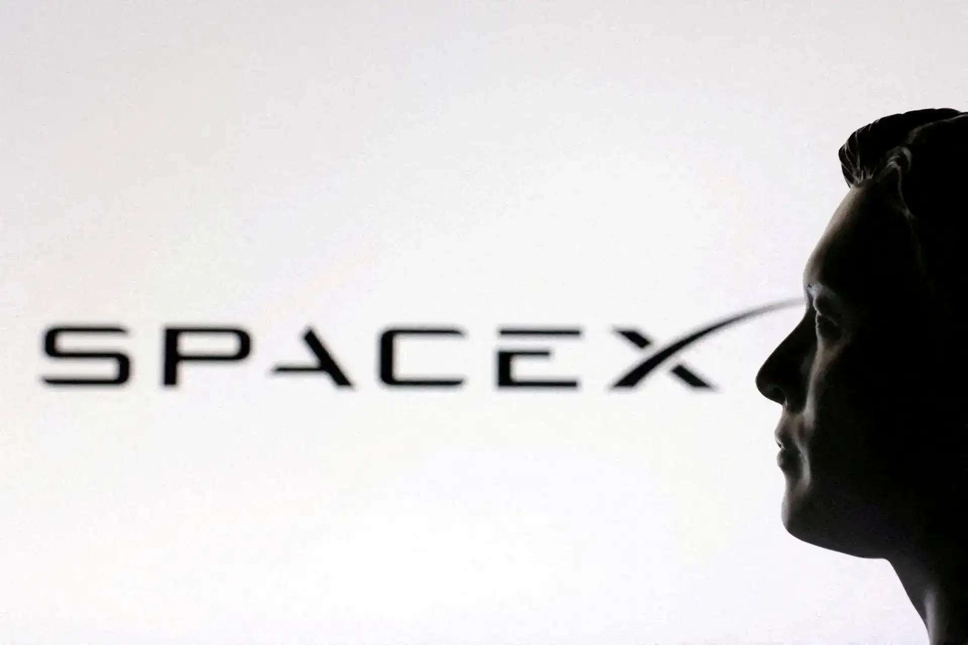 SpaceX wins $4.16 billion US Space Force contract for threat-detection satellites
