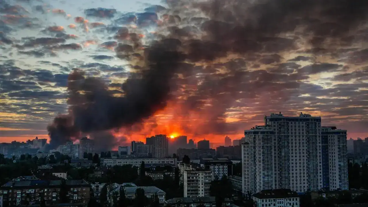 Russia-Ukraine conflict: AFU keeps up assault on Russian oil infrastructure as Kyiv braces for more strikes
