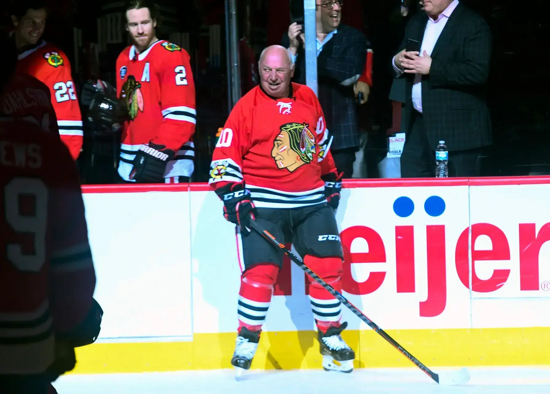 Dennis Hull, Blackhawks legend and brother of Bobby Hull, dies at 81