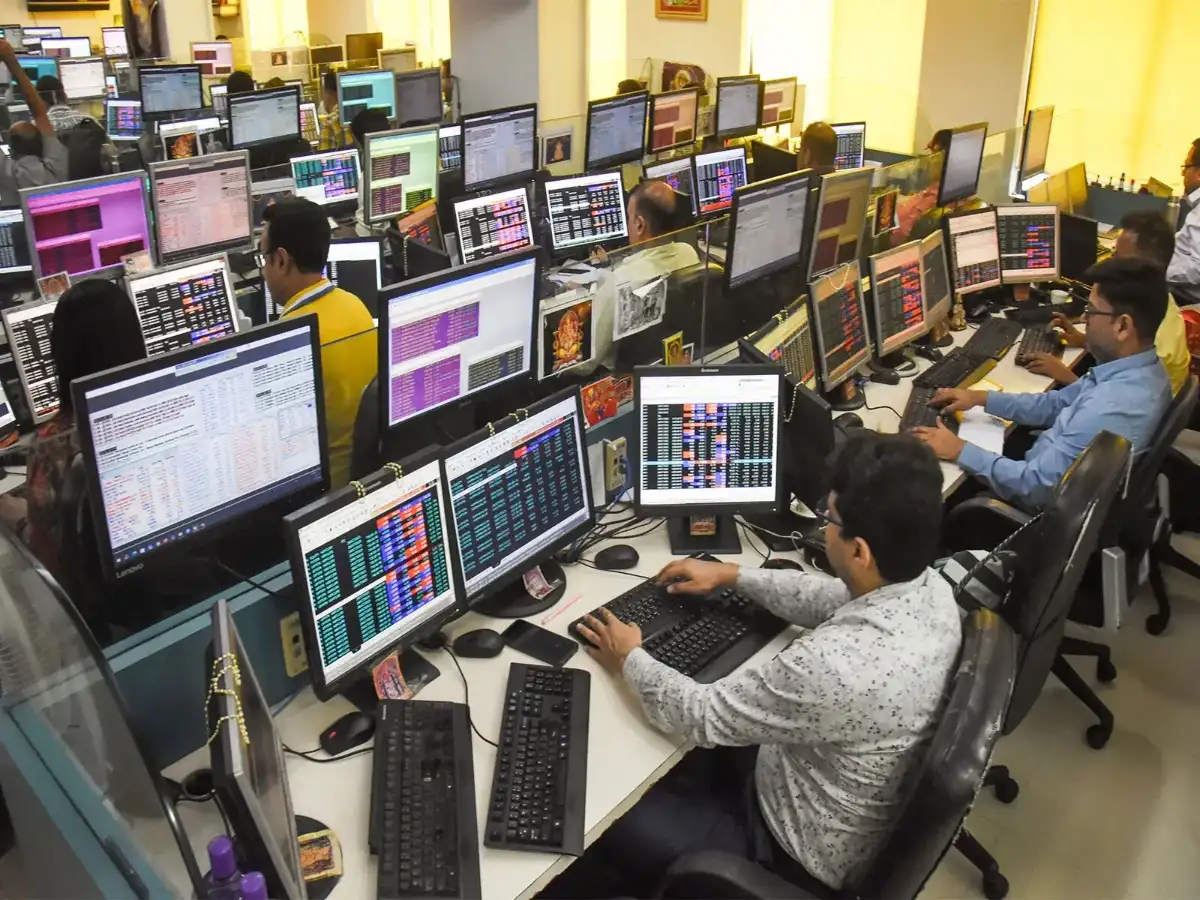 Hybrid work to dominate, but 'intentional' office days will define careers: Report