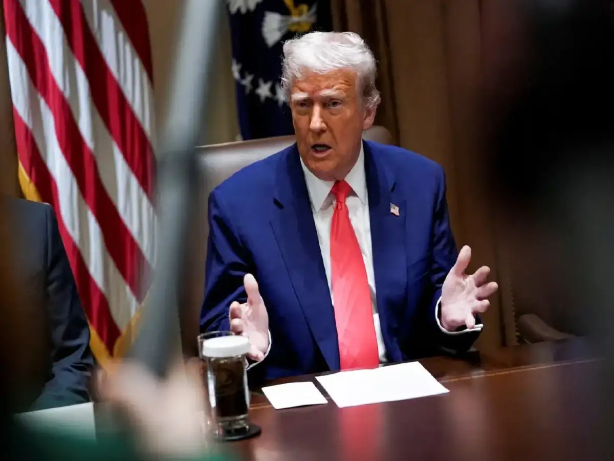 Trump seeks fresh changes to Iran deal; draft includes Hormuz reopening, nuclear curbs: Report