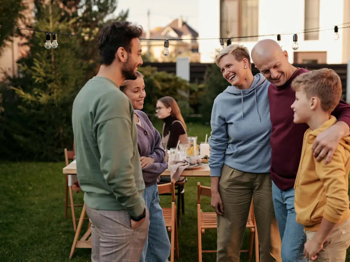 Sibling Complex Psychology suggests siblings who slowly stop speaking as adults aren’t ...