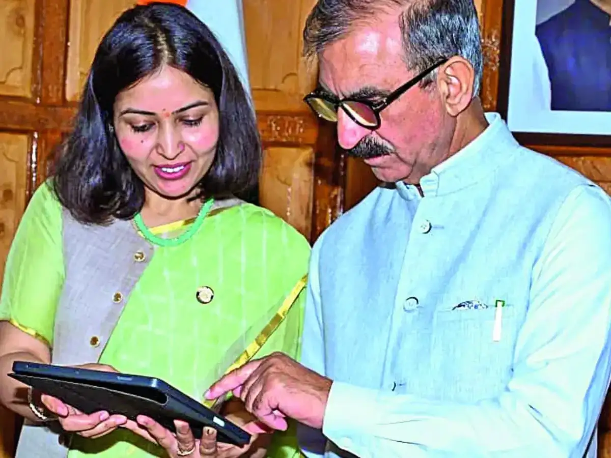 Himachal CM enumerates himself