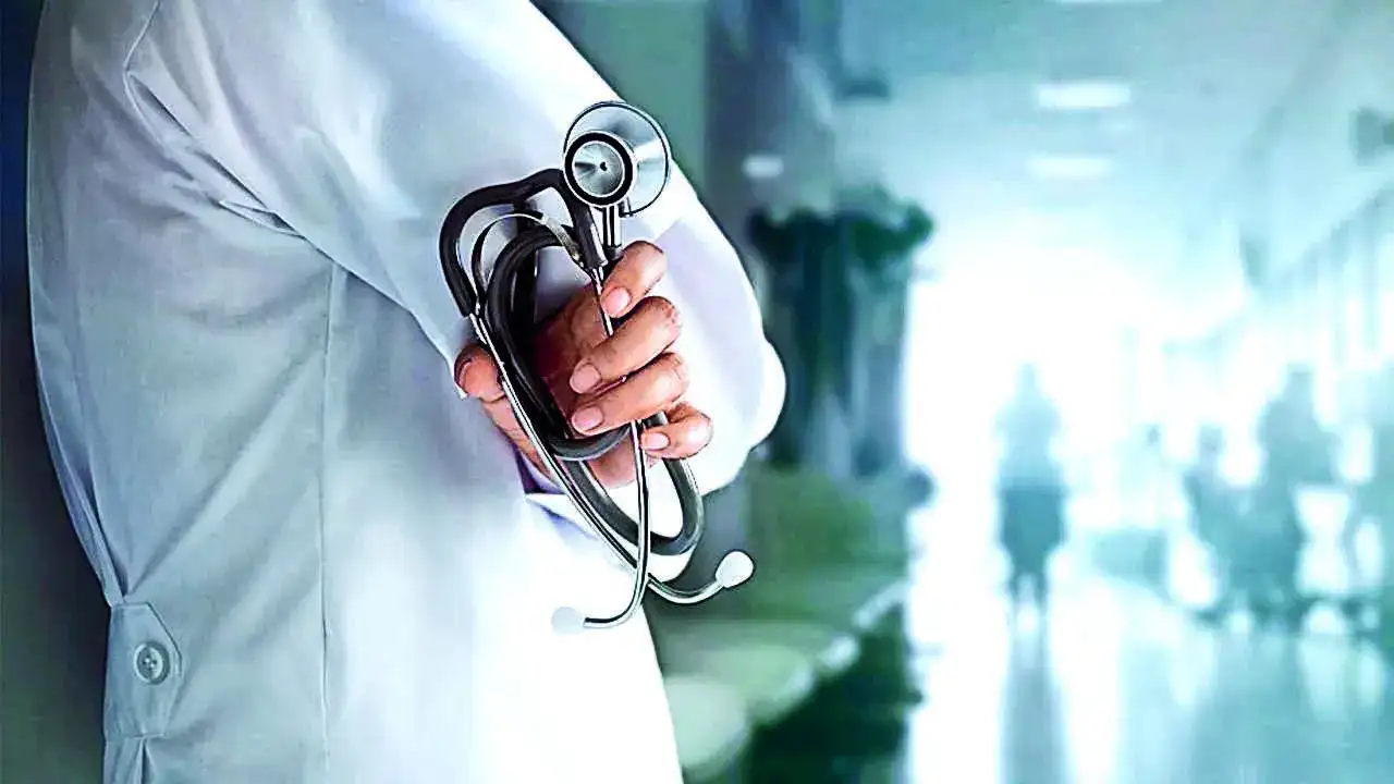 'Doctors have BMWs, Audis': IIT engineer, who got laid off by a American big tech company, says MBBS is the only AI-proof career left in India; doctors fire back