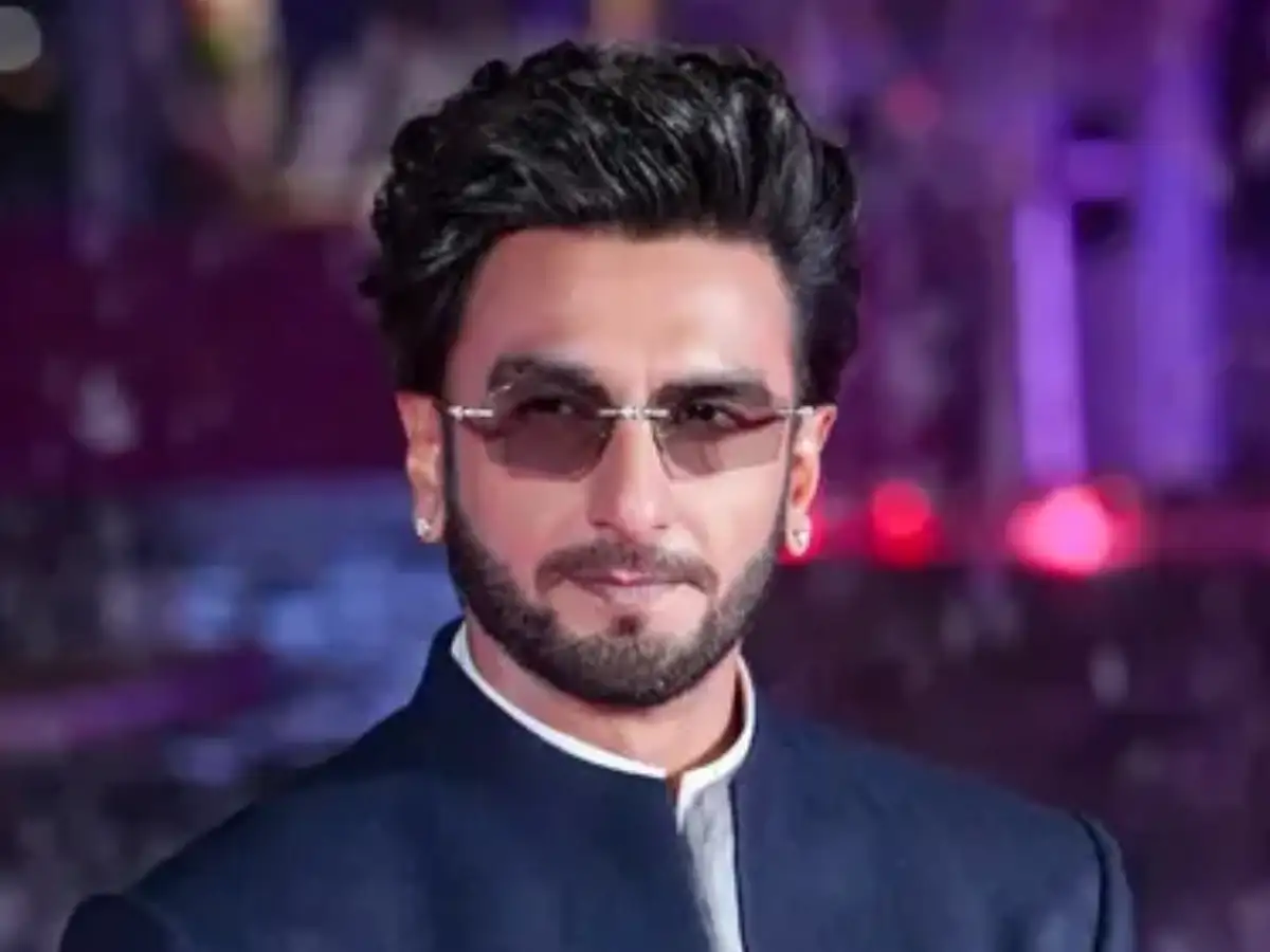 Exit Ranveer, enter a clearer picture for artist exit