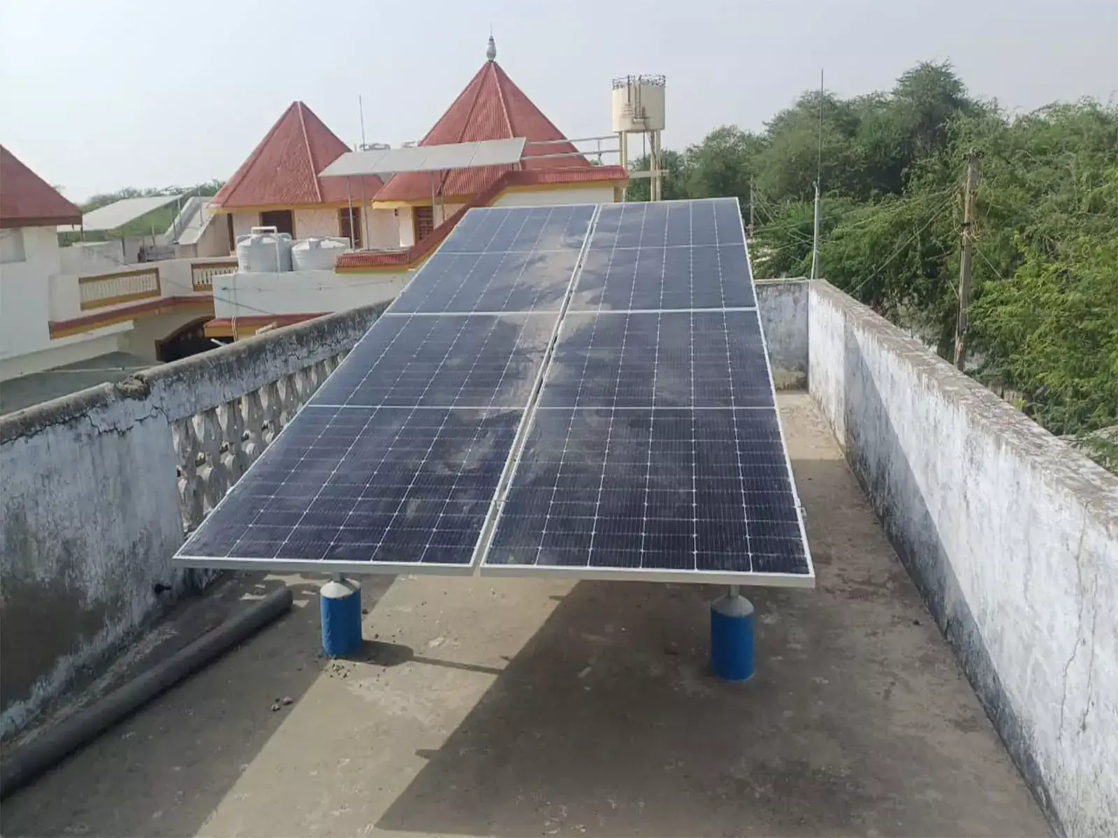 India crosses 41 lakh household-mark under rooftop solar scheme, to touch 75 lakh in Dec: Joshi