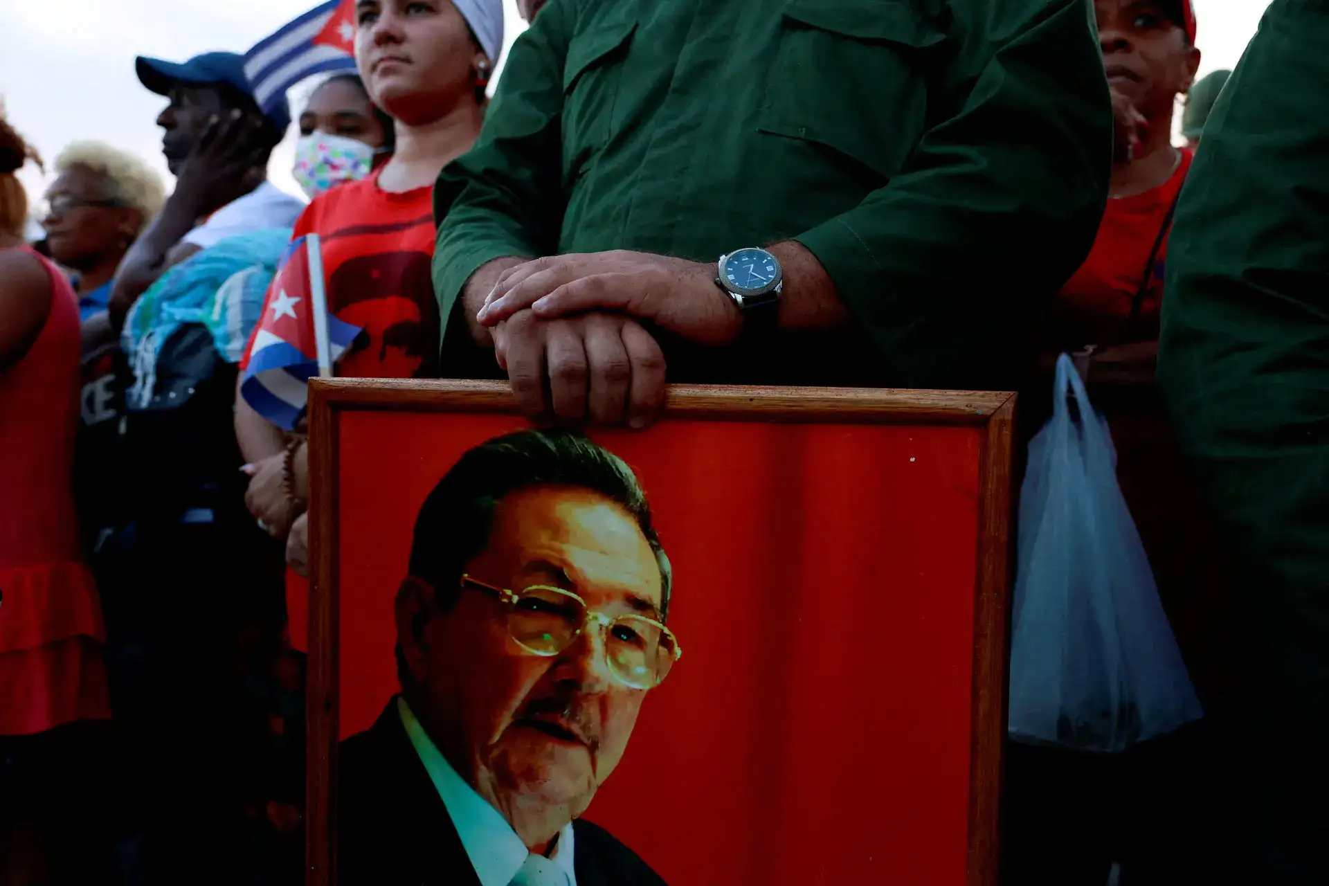 Cuba crisis: After power outages of up to 22 hours a day, shortages of tap water, U.S now imposes sanctions on President, Raul Castro, family members