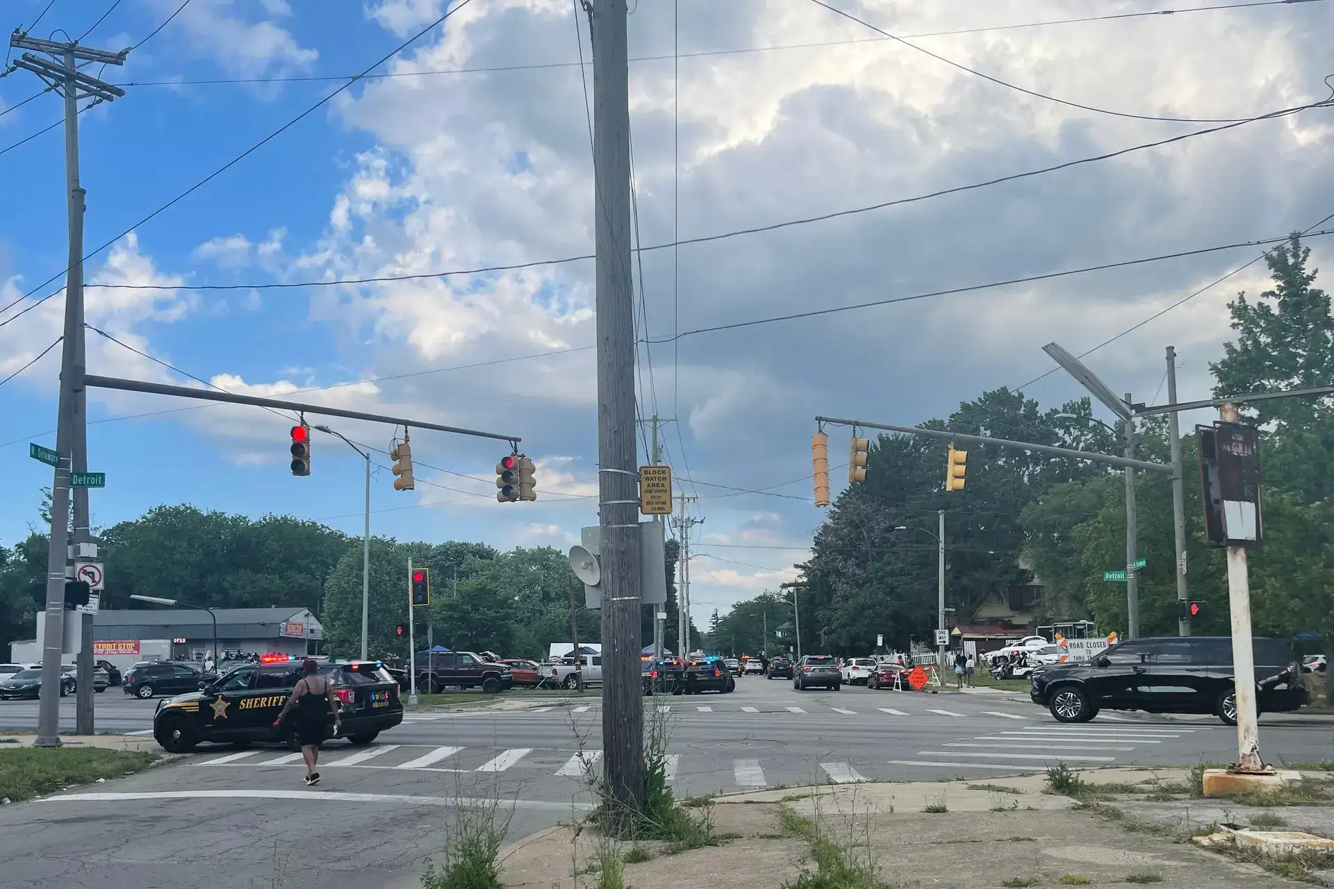 Multiple people have been shot near a festival in Toledo, Ohio, authorities say