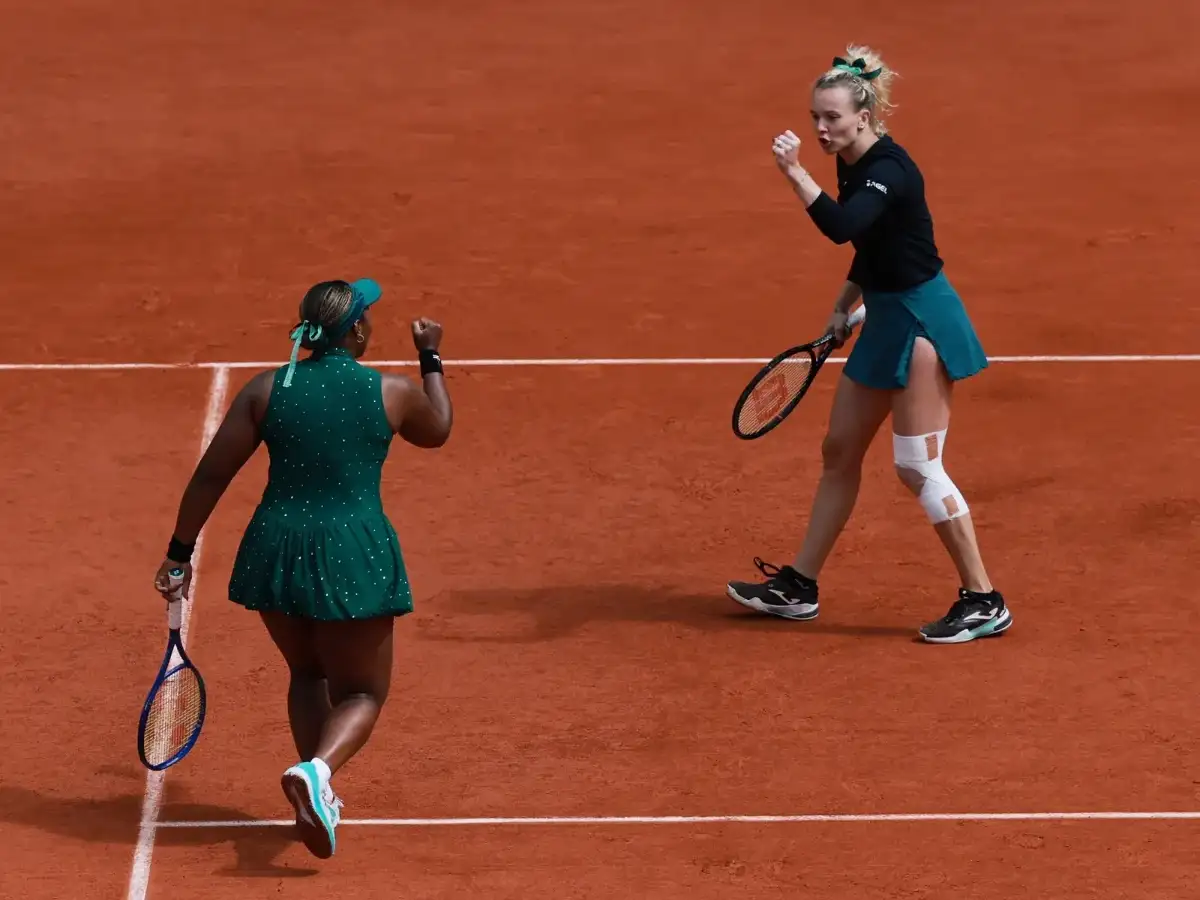Katerina Siniakova and Taylor Townsend clinch French Open wo