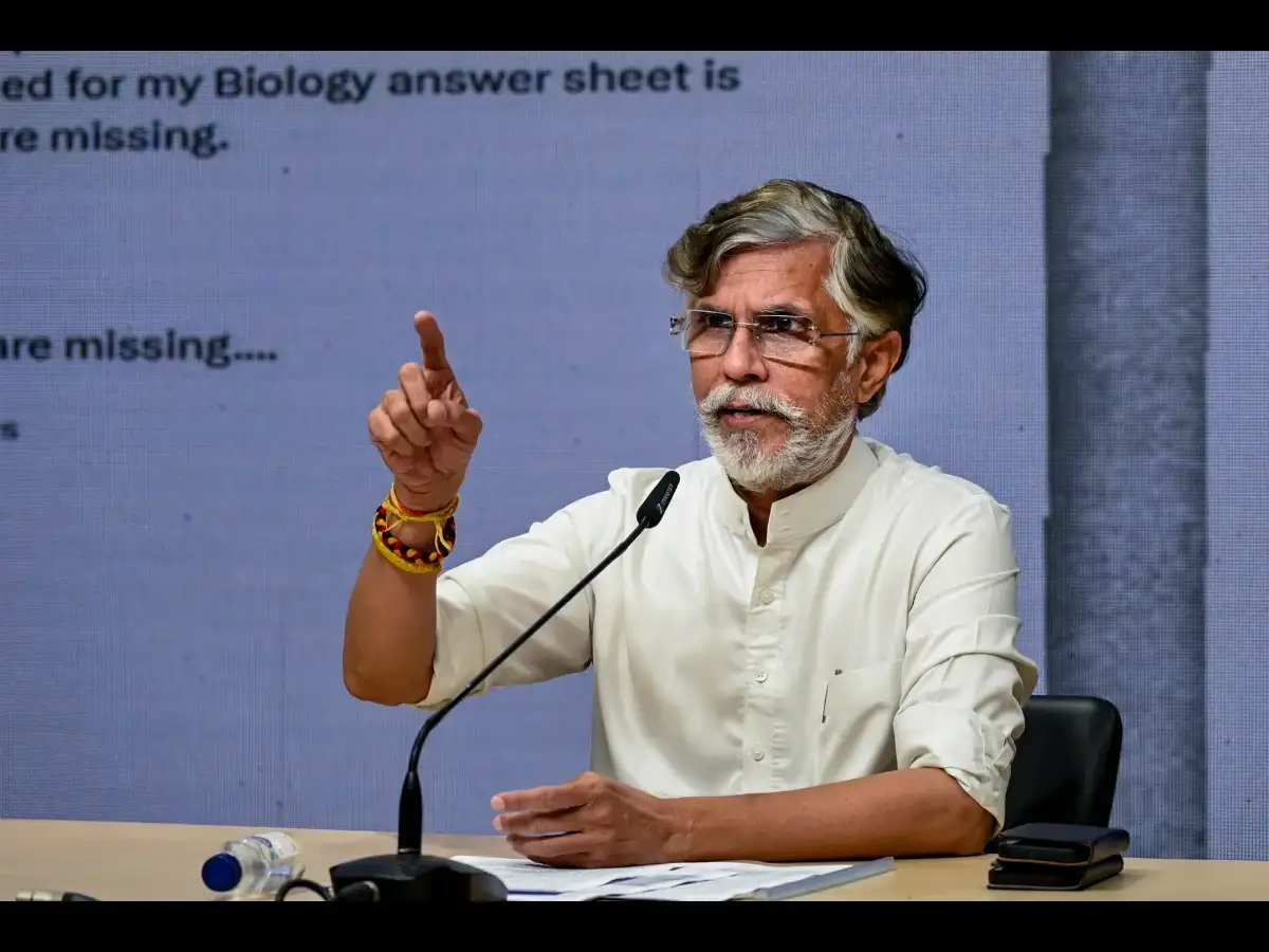 Mohandas Pai questions Congress choice of Pawan Khera for Ra