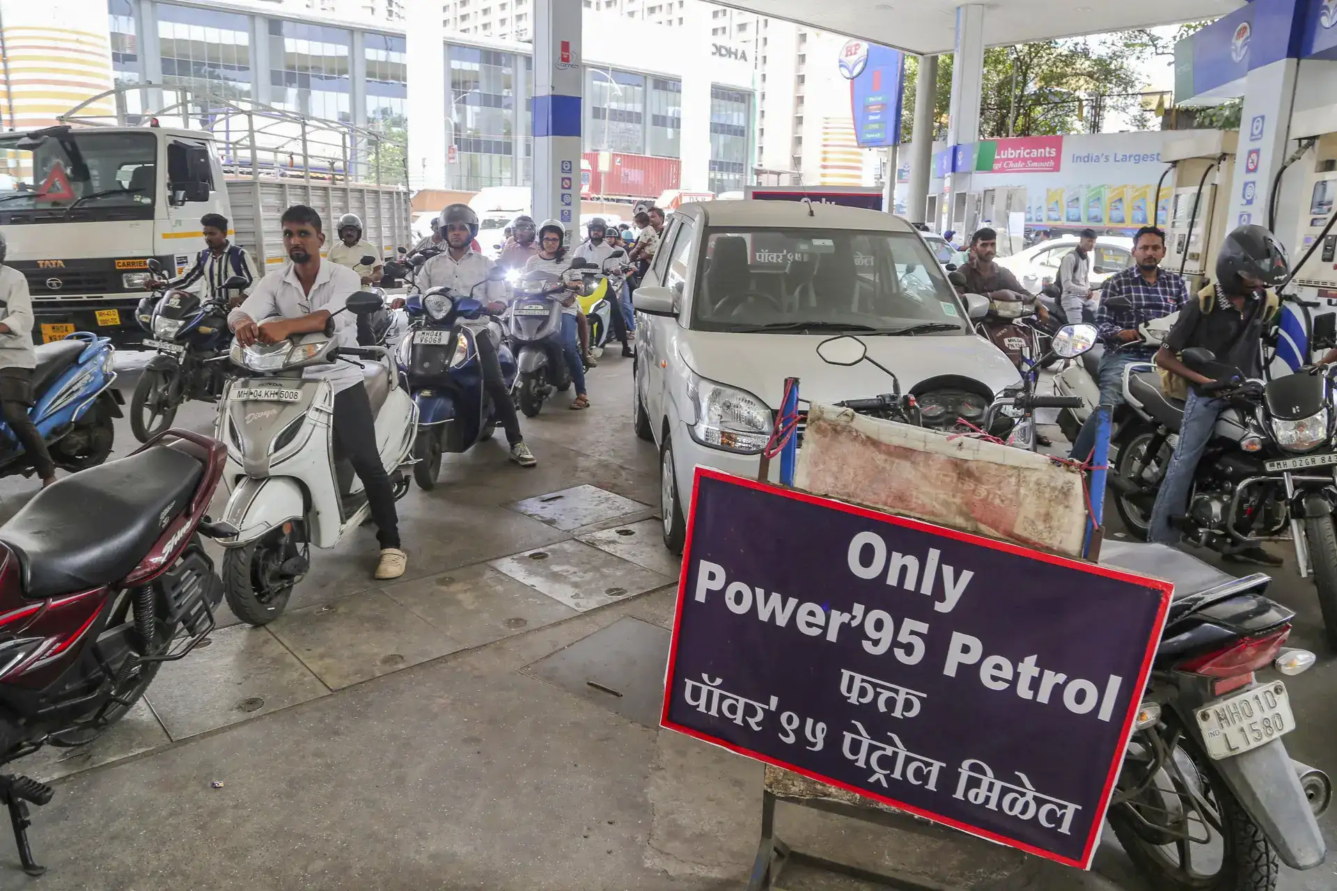 Petrol, Diesel prices hiked again on June 8 as crude oil sur