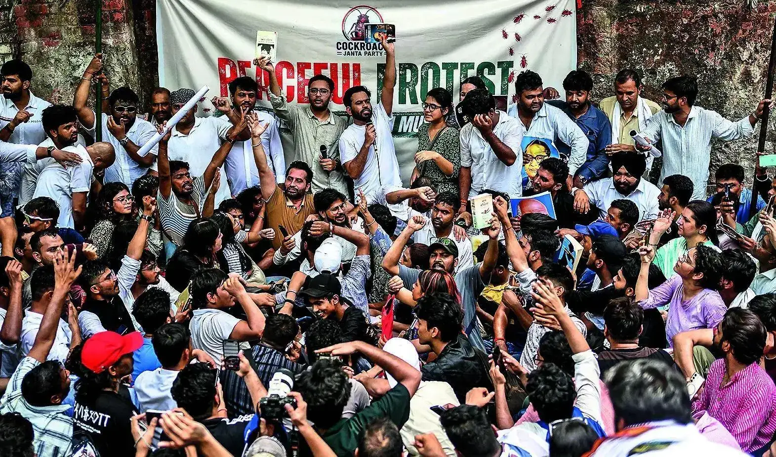 ‘Cockroach Janta Party’ gets a new rival? Ex-Supreme court j