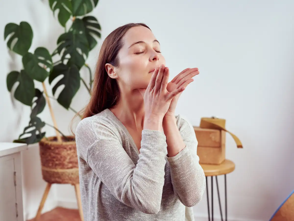 Face yoga for double chin: 4 simple exercises that may help 