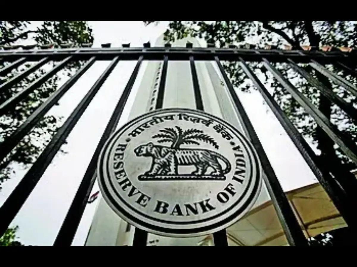 RBI opens a dollar swap window to help hedge foreign borrowings