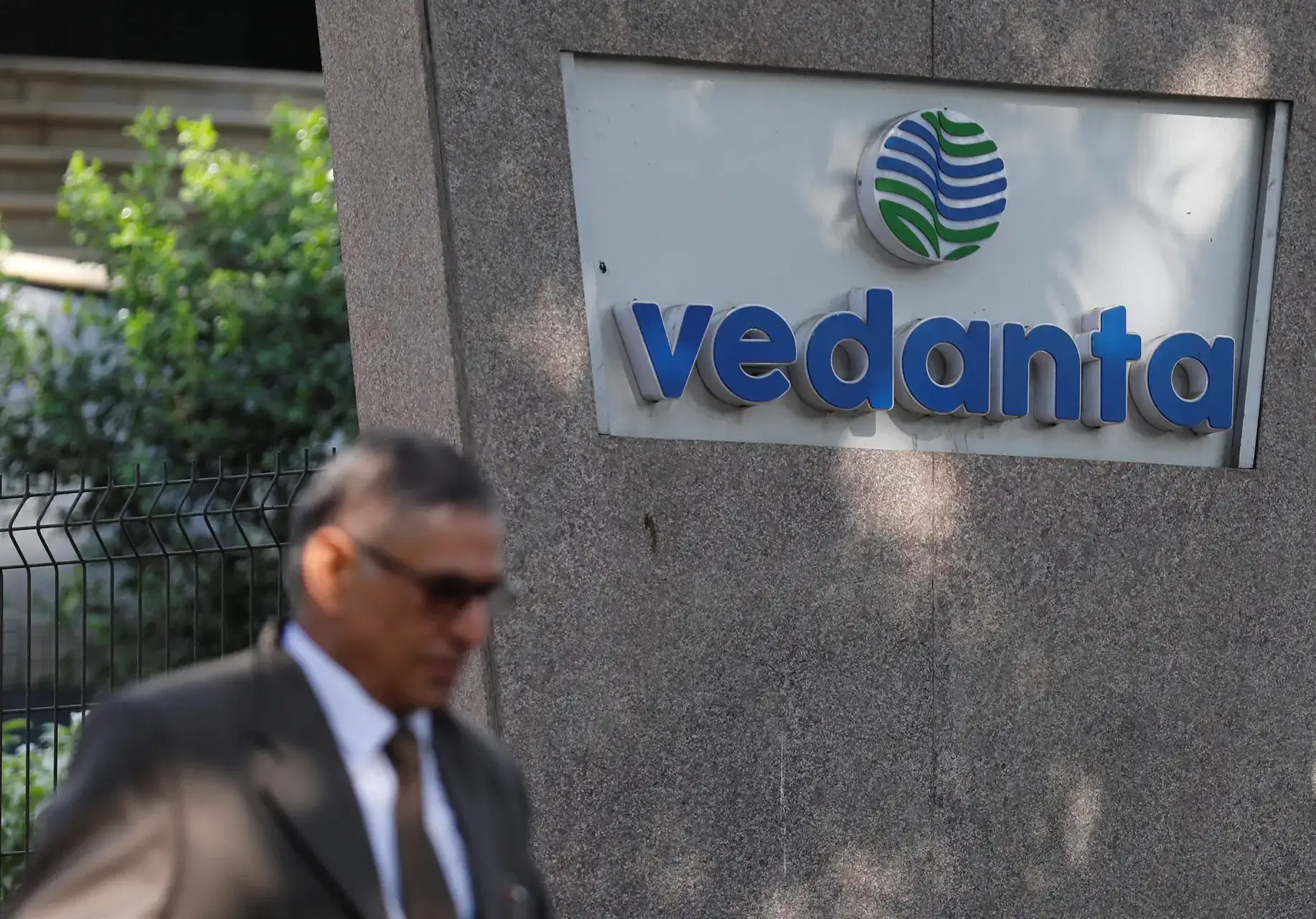 Vedanta readies $5.2 billion refinancing after rating upgrades