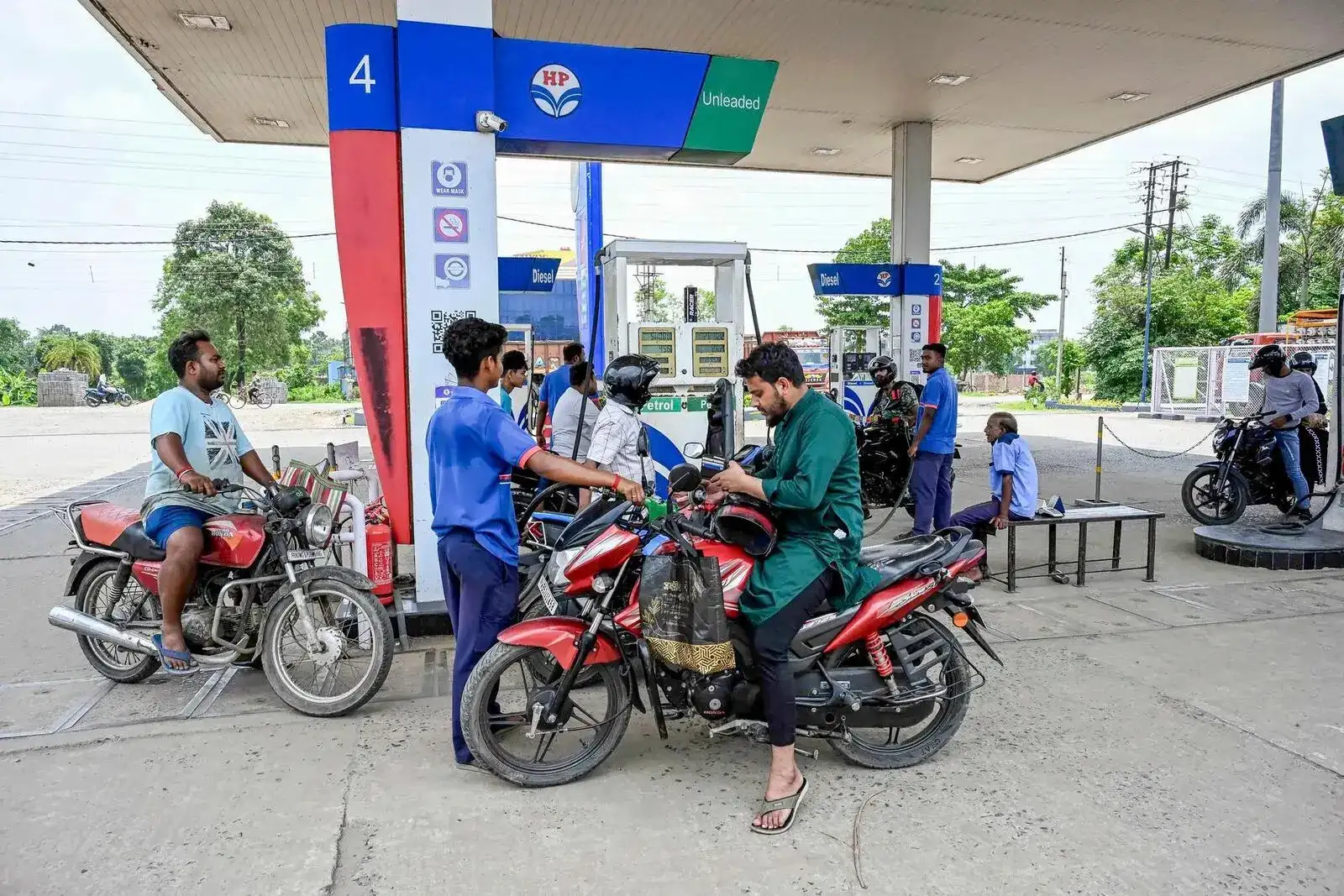 Iran war fallout: Fuel use drops 6.5% in May; experts see warning signs for economy