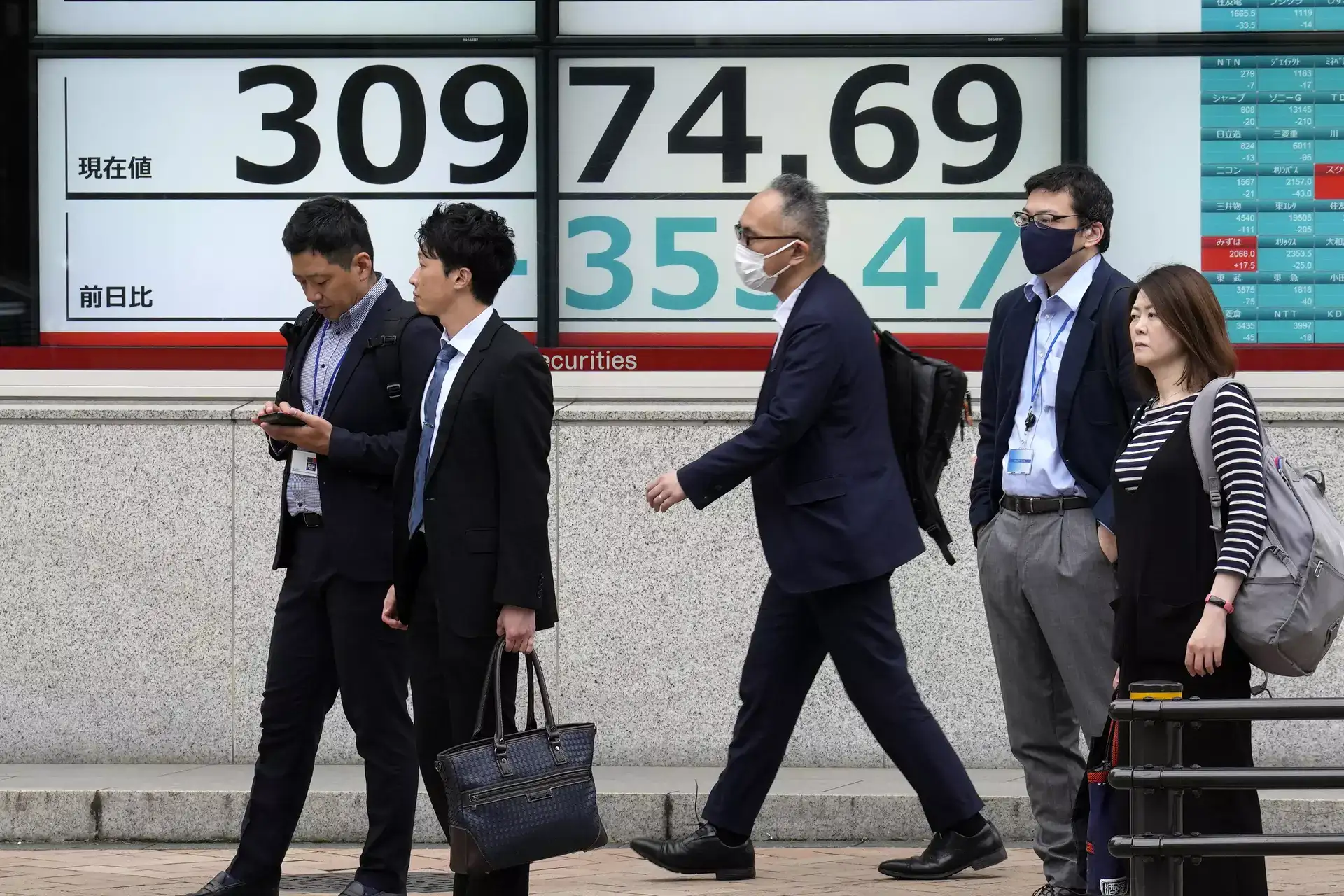 Asian stocks decline, oil prices gain as US hits Iran