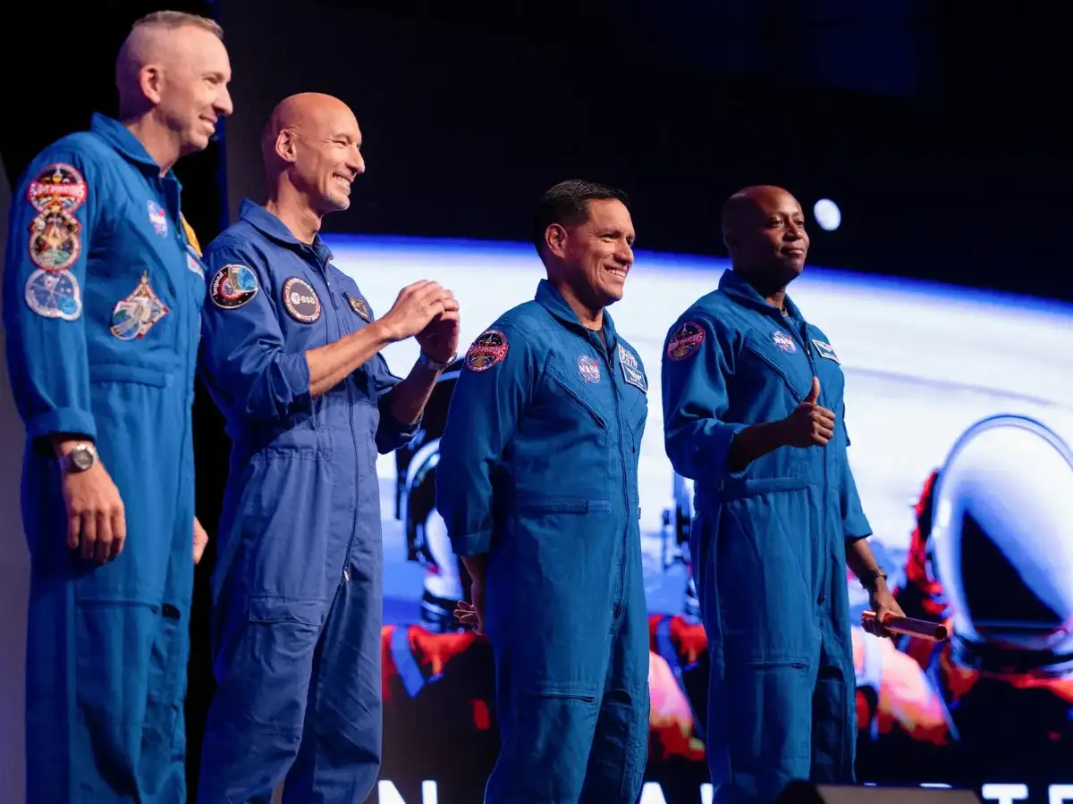 NASA's Artemis III crew: A test pilot, an Italian, a record-
