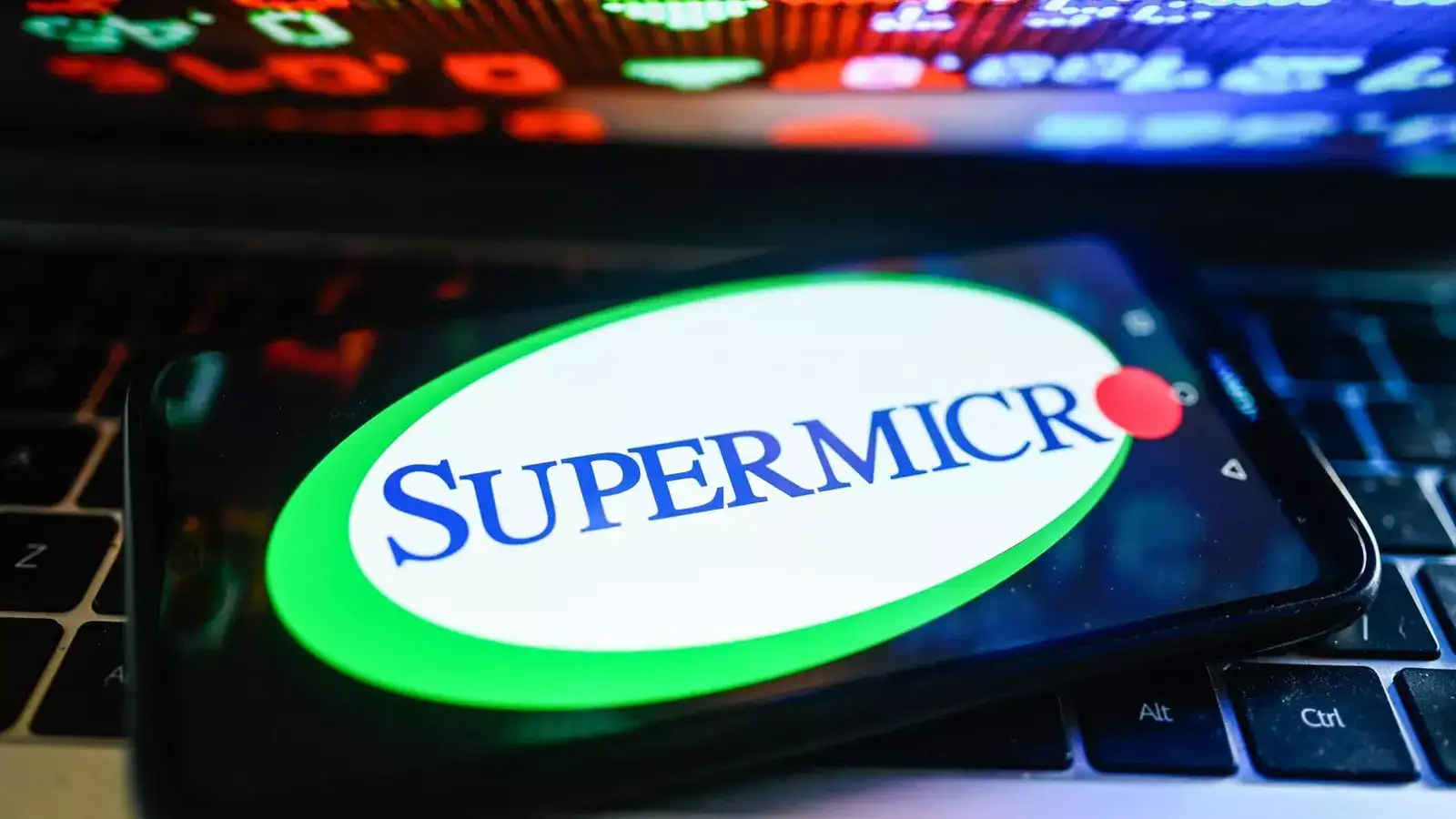 Super Micro Computer to raise $7 billion in equity offerings to meet AI server demand