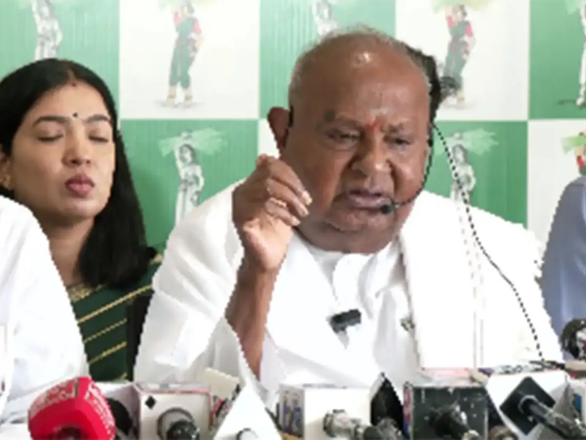 'NDA bond will continue till my last breath': HD Deve Gowda 